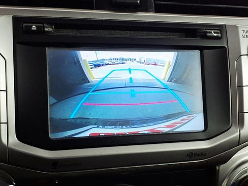 Used 2015 Toyota 4Runner SR5 Premium RWD image 25
