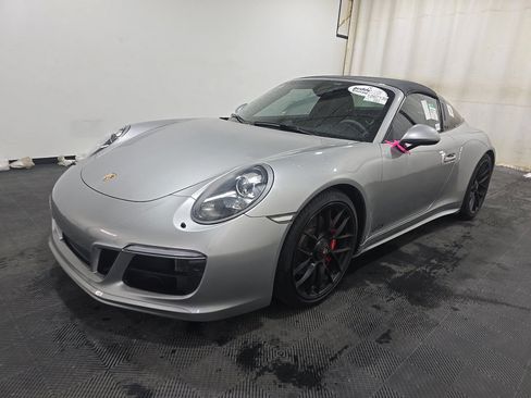 Used 2018 Porsche 911 Targa 4 GTS AWD/4WD image 3