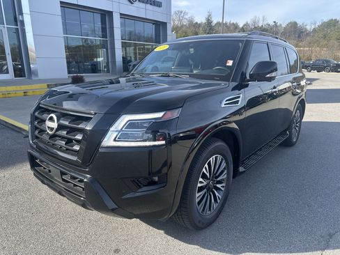 Used 2021 Nissan Armada SL w/ Midnight Edition Package image 2