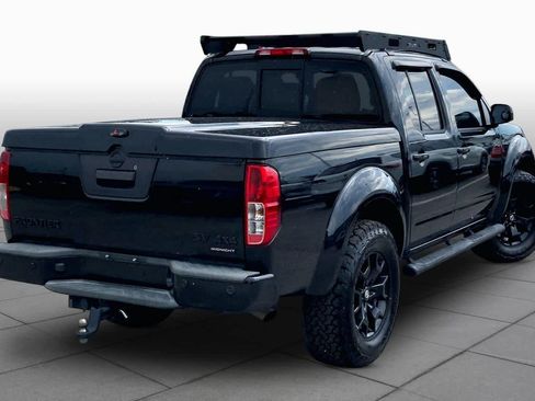 Used 2020 Nissan Frontier SV w/ Midnight Edition Floor Mats AWD/4WD image 13