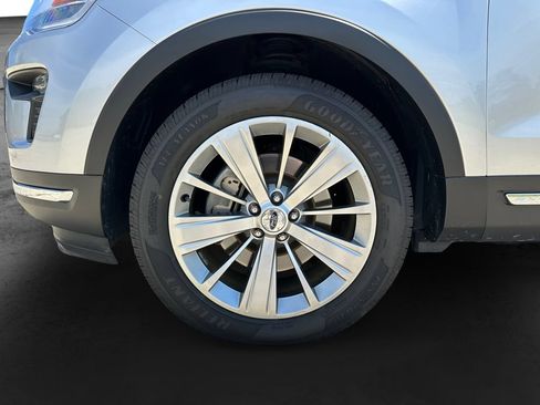 Used 2018 Ford Explorer Limited AWD/4WD image 11