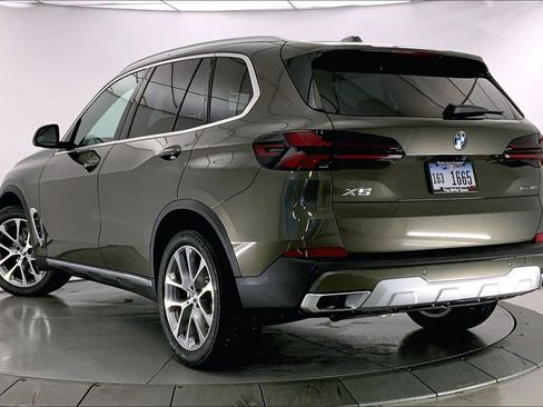 New 2026 BMW X5 xDrive40i w/ Climate Comfort Package image 2