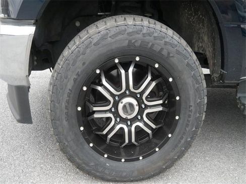 Used 2022 Ford F350 Lariat w/ Chrome Package image 5