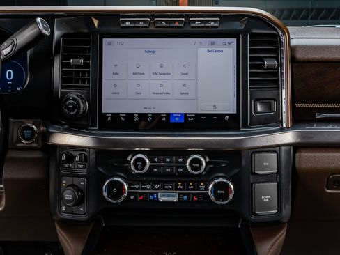 Used 2024 Ford F250 King Ranch w/ Chrome Package AWD/4WD image 23