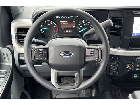 New 2024 Ford F550 4x4 SuperCab Super Duty image 14