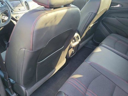 Used 2022 Chevrolet Equinox RS AWD/4WD image 11