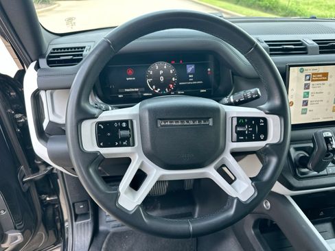Used 2025 Land Rover Defender 110 S AWD/4WD image 14