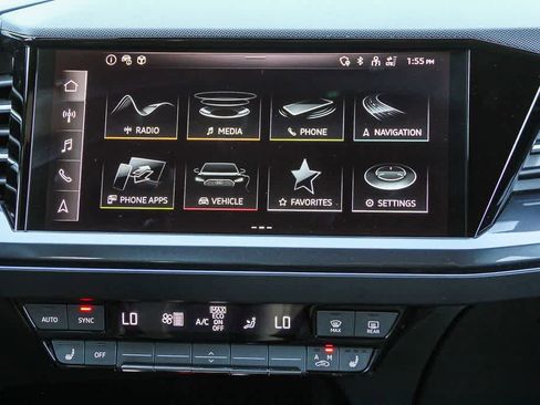 Used 2025 Audi Q4 e-tron Premium Plus w/ Premium Plus image 13