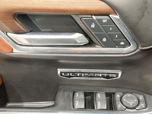 Used 2024 GMC Sierra 1500 Denali Ultimate image 13
