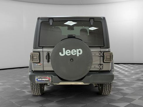 Used 2024 Jeep Wrangler Sport S image 4
