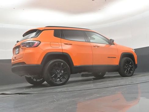 New 2026 Jeep Compass Latitude AWD/4WD image 41