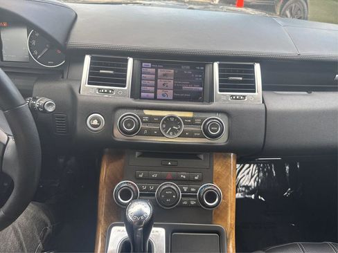 Used 2013 Land Rover Range Rover Sport HSE LUX image 12