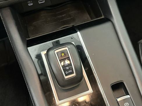 Used 2023 Mitsubishi Outlander SE AWD/4WD image 16