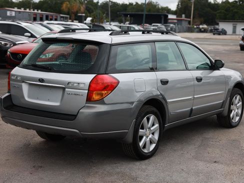 Used 2007 Subaru Outback 2.5i AWD/4WD image 11