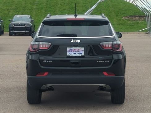 Used 2023 Jeep Compass Limited AWD/4WD image 4