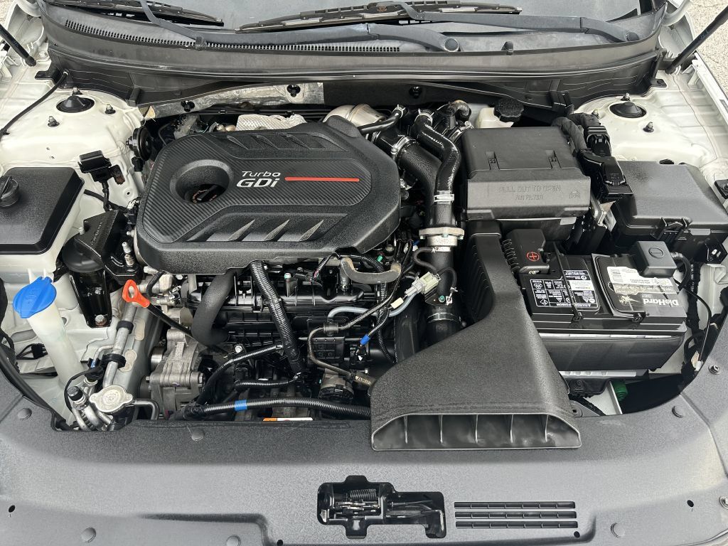 Used 2018 Hyundai Sonata Sport FWD image 4