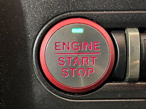 Used 2021 Ford Mustang Shelby GT500 w/ Technology Package RWD image 23