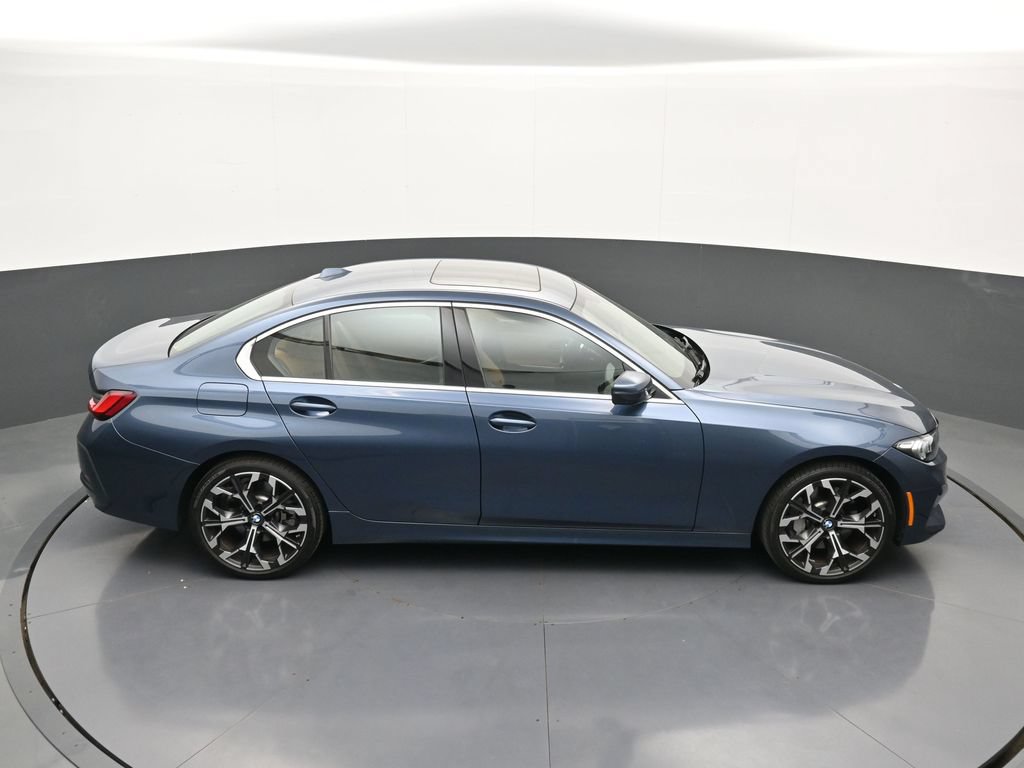 Used 2026 BMW 330i xDrive Sedan AWD/4WD image 36