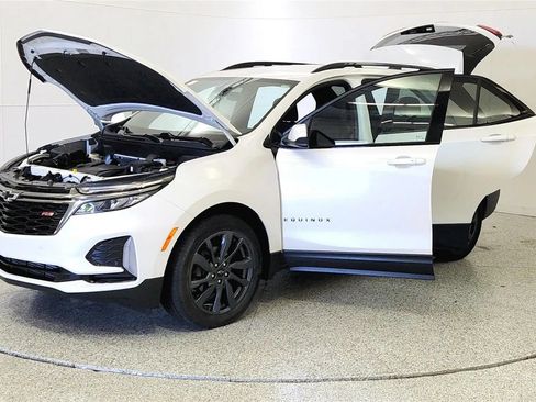 Used 2022 Chevrolet Equinox RS FWD image 11