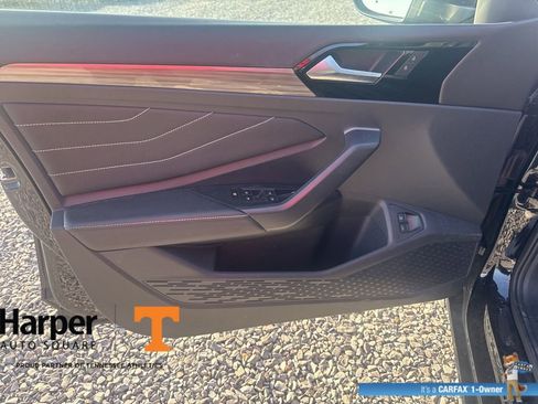 Used 2024 Volkswagen Jetta SEL image 18