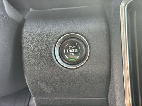 Certified 2025 GMC Acadia Elevation FWD image 16