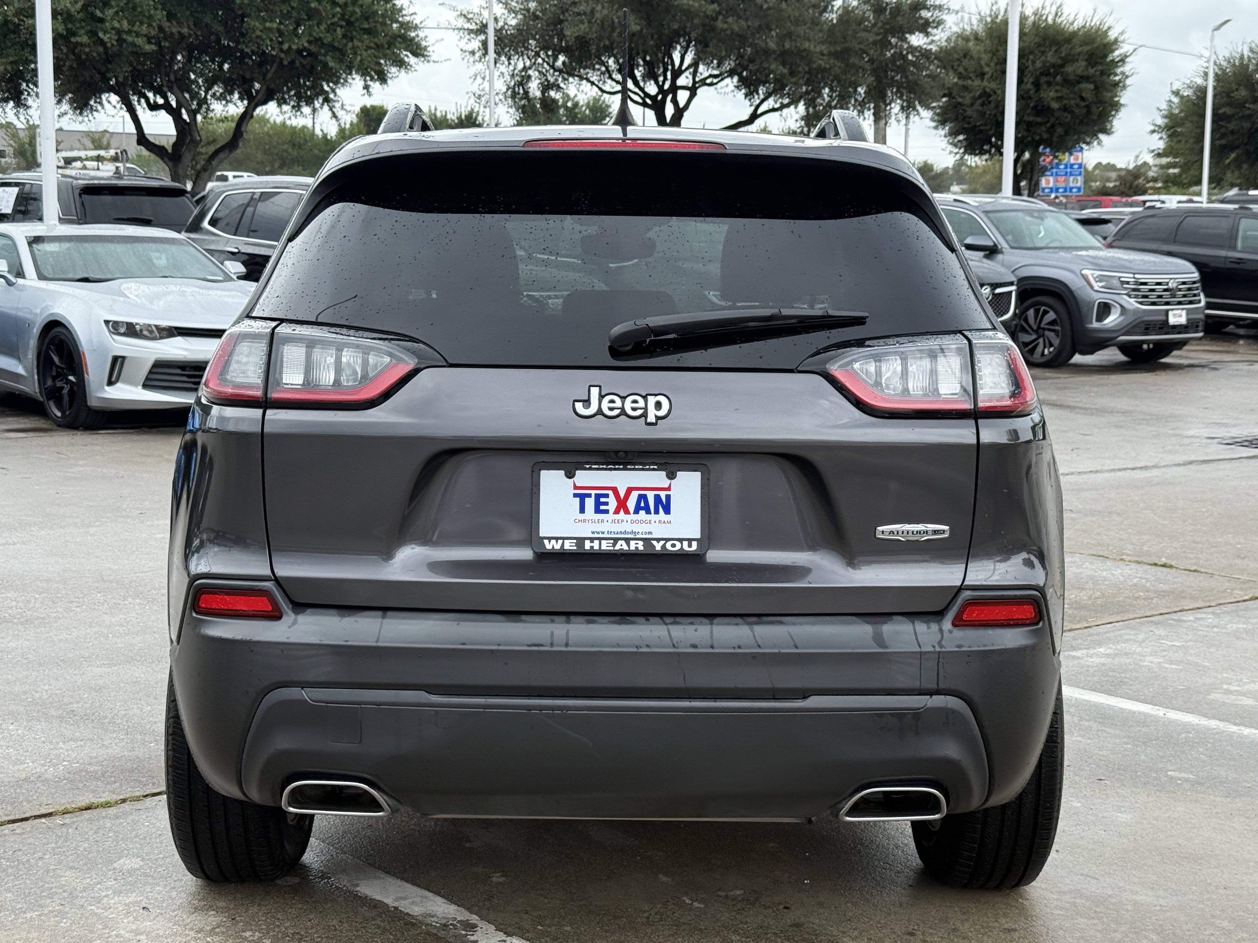 Used 2022 Jeep Cherokee Latitude Lux FWD image 6