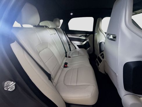 Used 2025 Jaguar F-PACE R-Dynamic S image 27