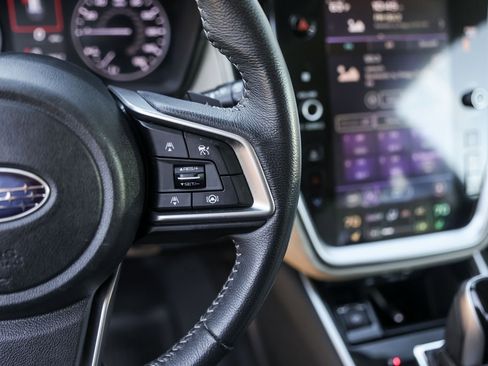 Used 2021 Subaru Outback Premium image 16