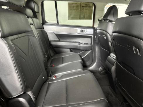 Used 2025 Hyundai Santa Fe XRT AWD/4WD image 29