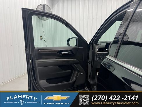 Used 2026 Chevrolet Tahoe LT w/ Comfort Package AWD/4WD image 8