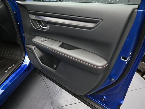 Certified 2025 Honda CR-V Sport image 31