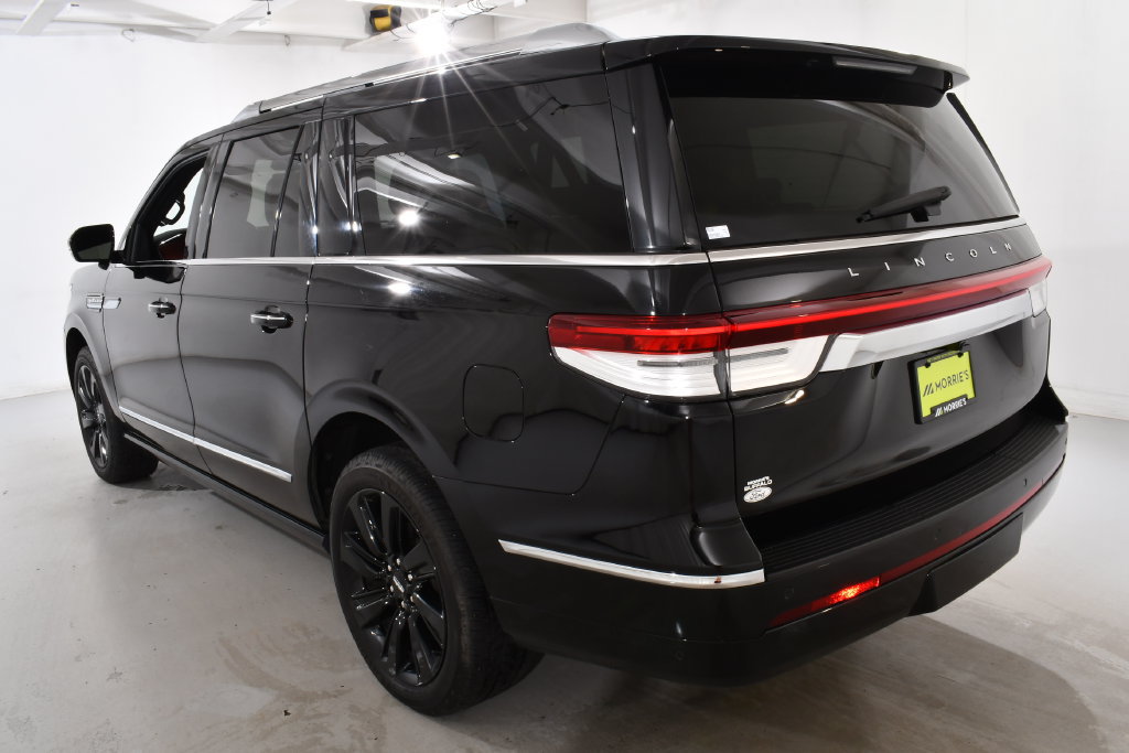 Used 2024 Lincoln Navigator L Reserve AWD/4WD image 15