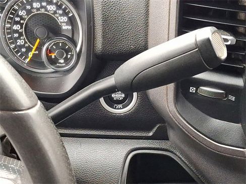 Used 2022 RAM 5500 Tradesman w/ Chrome Appearance Group image 14