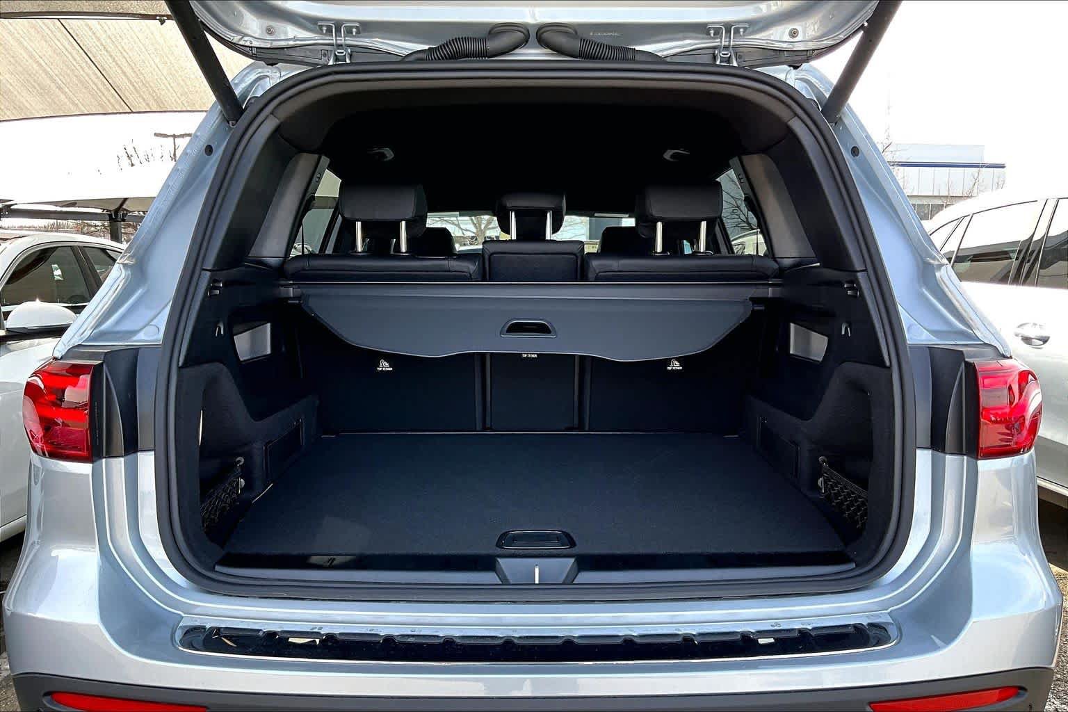 Used 2026 Mercedes-Benz GLB 250 image 14
