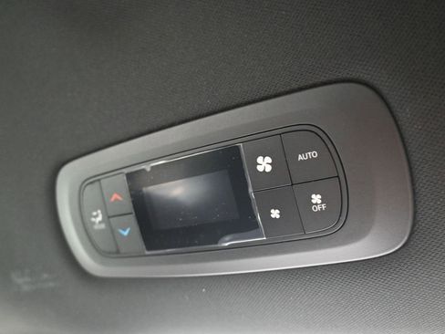 New 2026 Chrysler Pacifica Select w/ S Appearance Package image 43