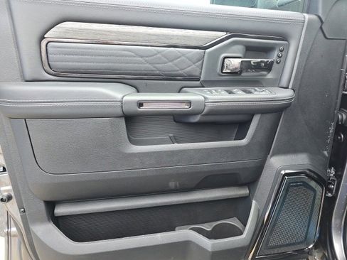 New 2026 RAM 2500 Limited image 15
