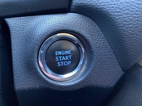 Used 2020 Toyota RAV4 XLE Premium AWD/4WD image 28