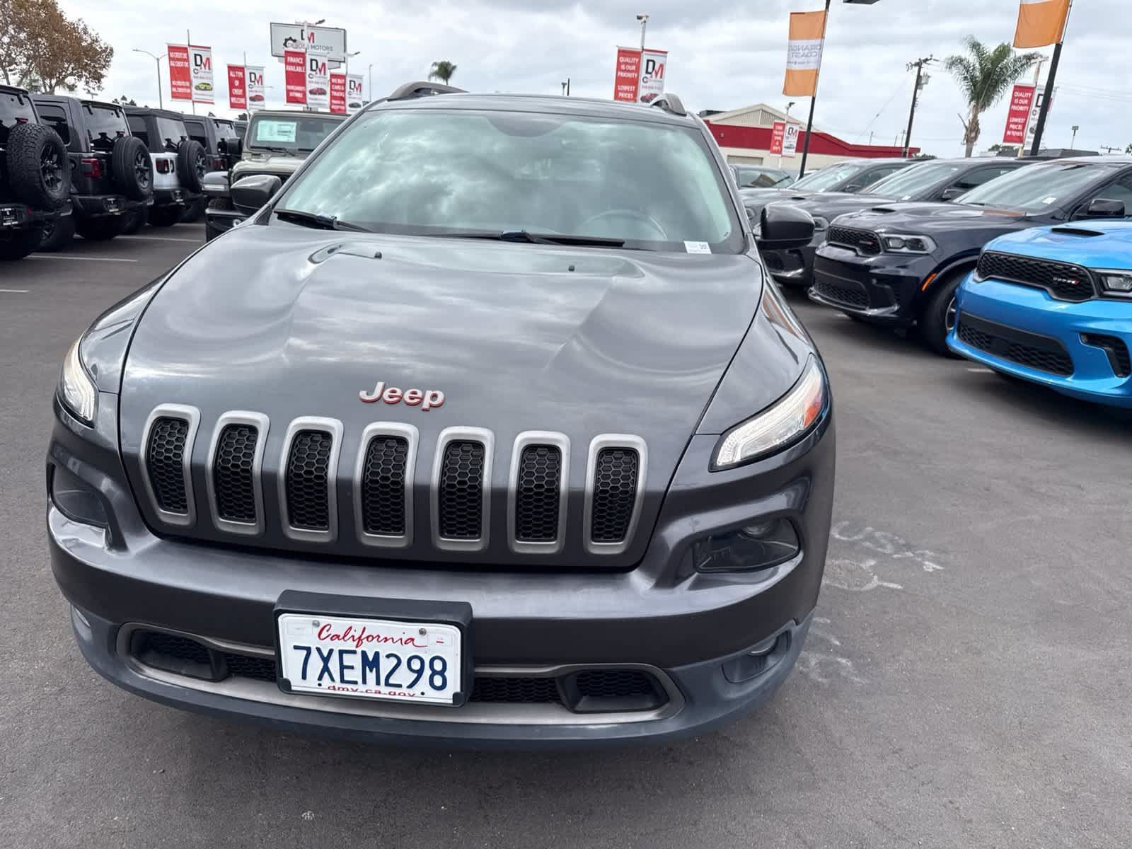 Used 2017 Jeep Cherokee 75th Anniversary FWD image 3