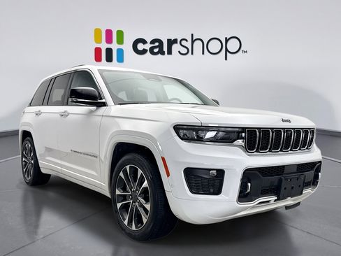 Used 2023 Jeep Grand Cherokee Overland w/ Adv Protech Group III AWD/4WD image 7