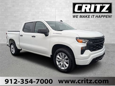 Used 2023 Chevrolet Silverado 1500 Custom image 1