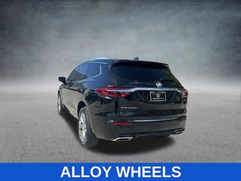 Used 2021 Buick Enclave Avenir w/ Avenir Technology Package FWD image 3