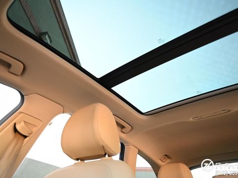 Used 2015 Audi A4 Premium w/ Audi MMI Navigation image 31