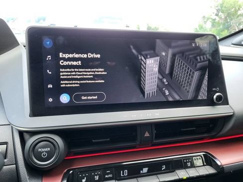 Used 2024 Toyota Prius Prime Premium w/ Advanced Technology Package FWD image 16