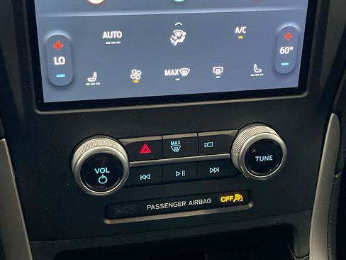 Used 2022 Ford Edge SEL AWD/4WD image 18