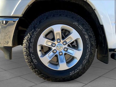 Used 2021 RAM 1500 Laramie AWD/4WD image 10
