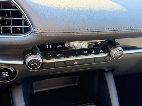 Certified 2025 MAZDA MAZDA3 s Sport image 20