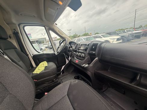 Used 2019 RAM ProMaster 2500 FWD image 24