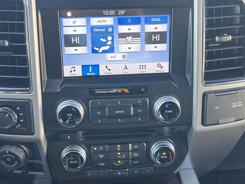 Used 2017 Ford F150 Lariat w/ Equipment Group 502A Luxury image 20