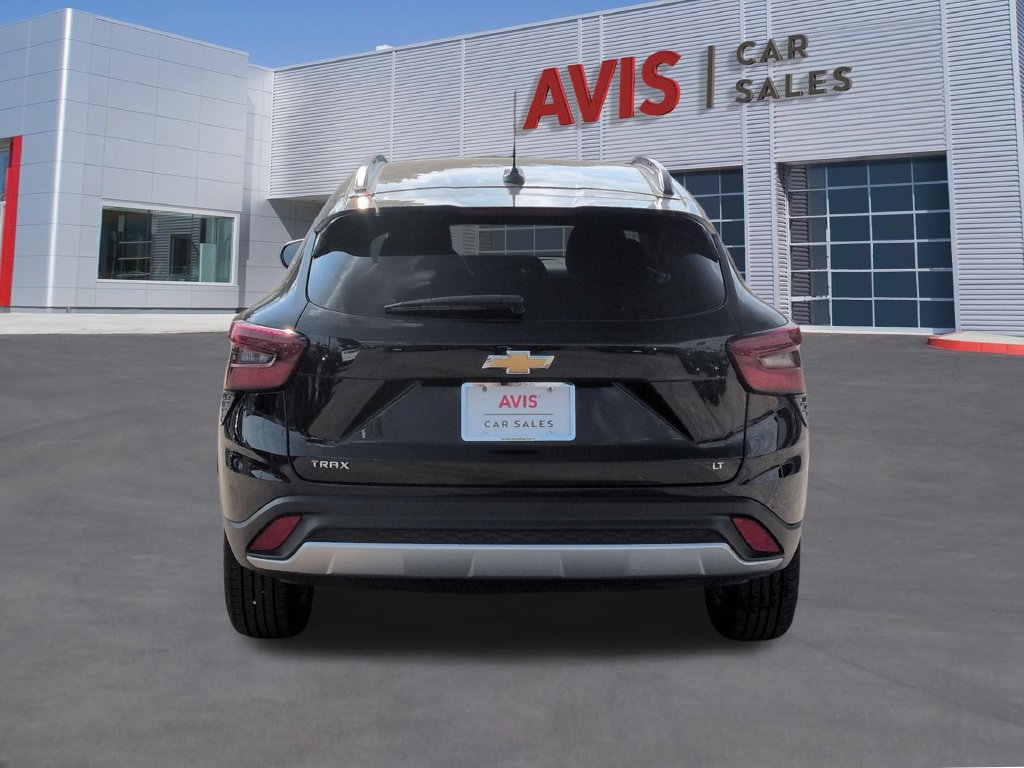 Used 2025 Chevrolet Trax LT w/ LT Convenience Package FWD image 7