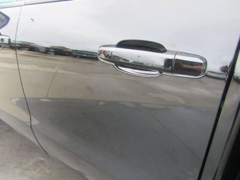 Used 2019 GMC Sierra 1500 Limited w/ Elevation Edition image 28